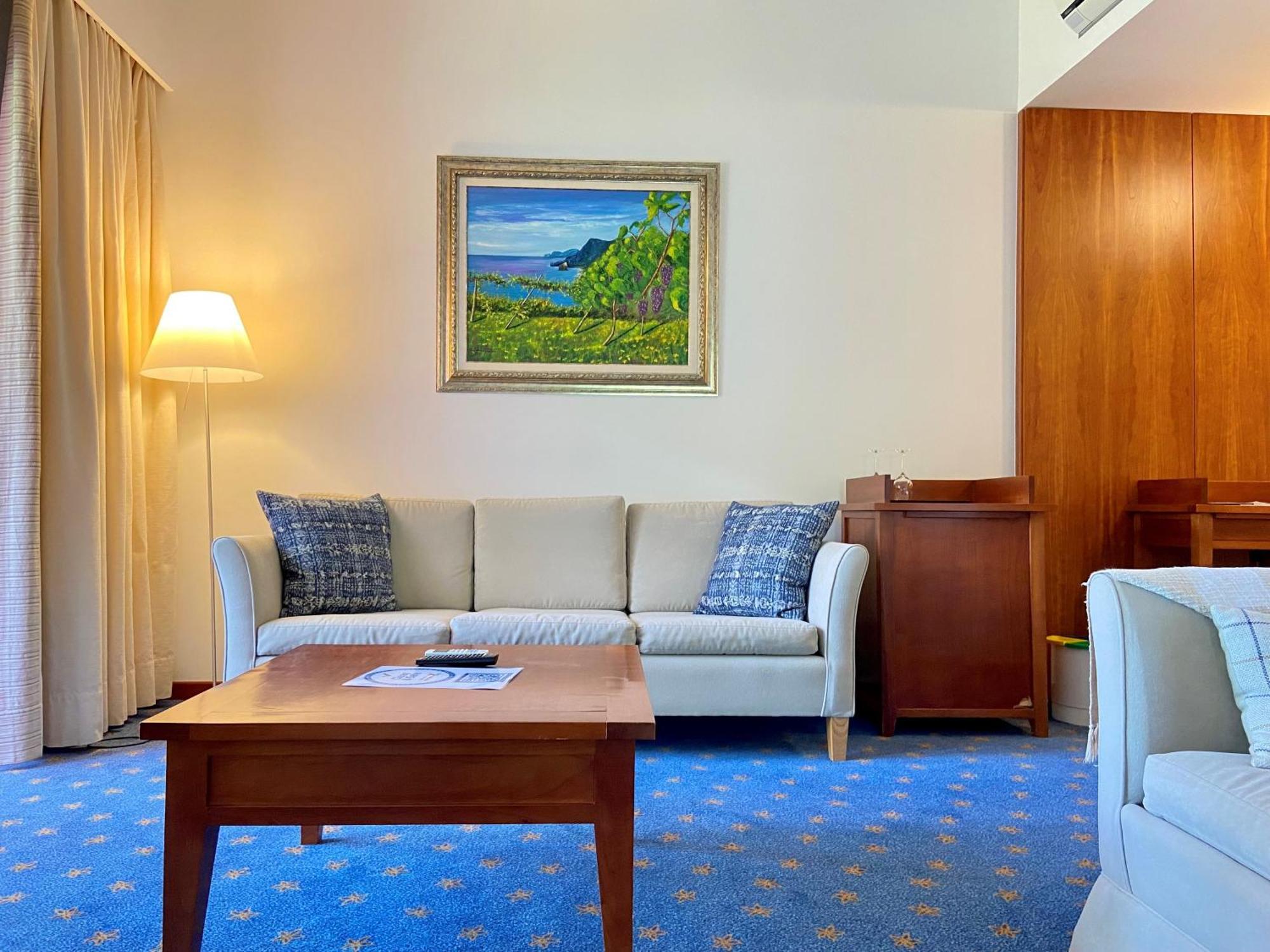 Bio Hotel - Hotel Quinta Da Serra Câmara de Lobos Eksteriør billede